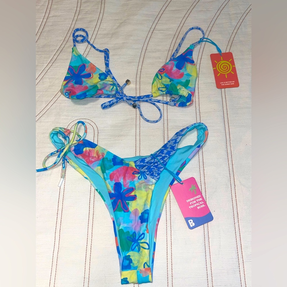 Blackbough bikin. Never worn. So cute